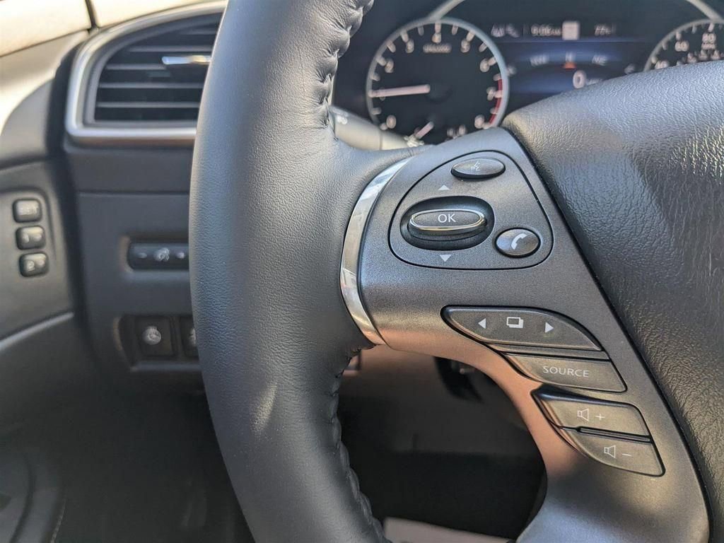 Used 2020 Nissan Murano Platinum w/ Cargo Package image 21