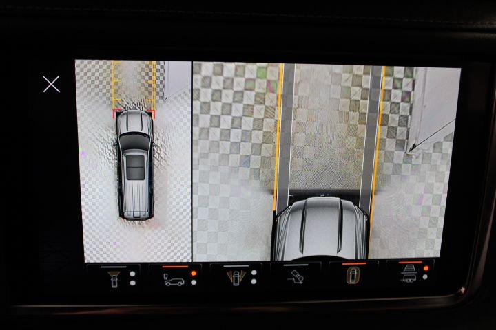 Used 2023 GMC Yukon Denali Ultimate image 59