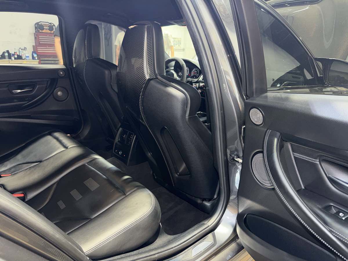 Used 2018 BMW M3 image 24