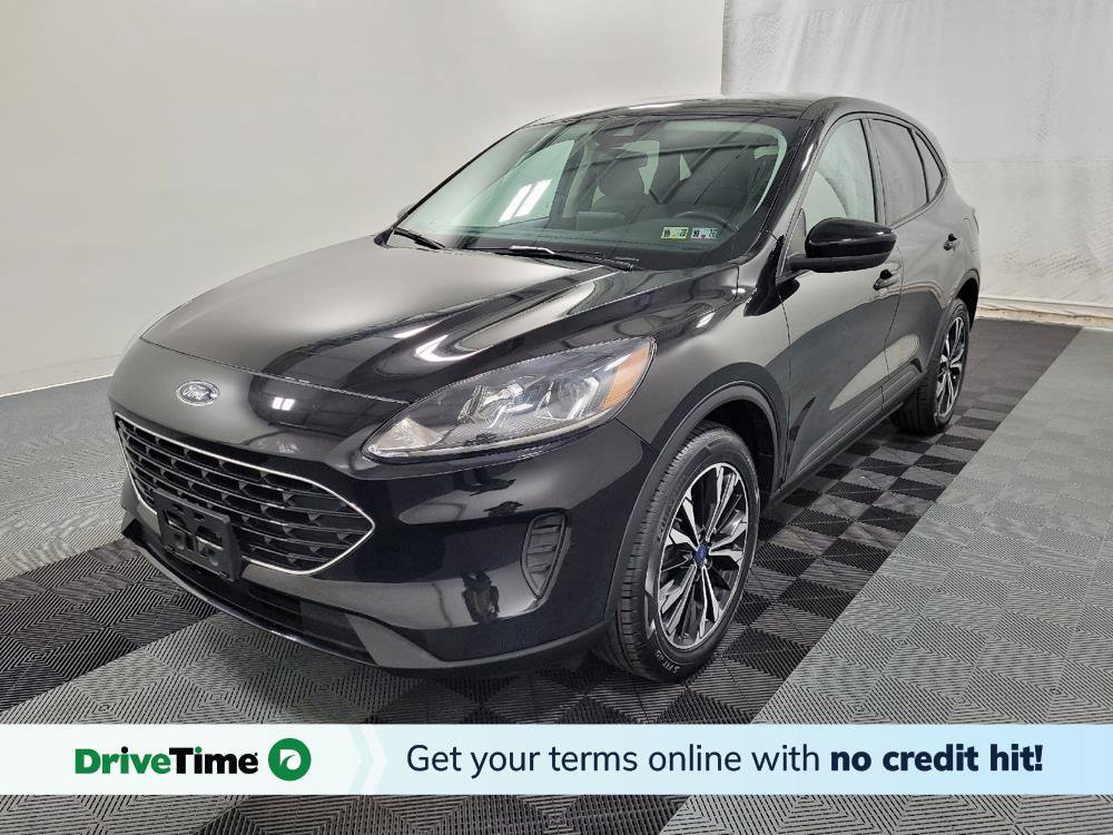 Used 2022 Ford Escape SE w/ SE Sport Appearance Package image 1