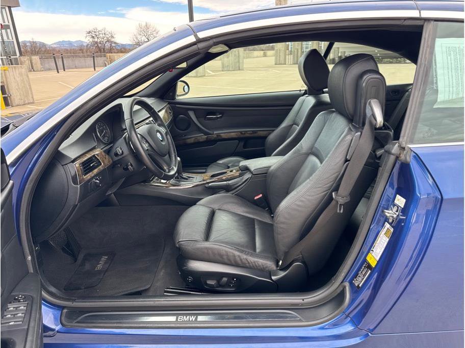 Used 2007 BMW 335i Convertible image 13