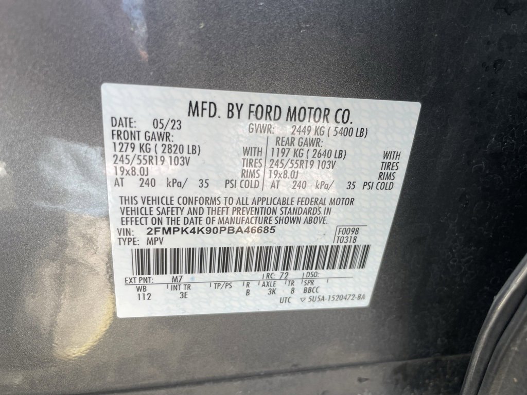 Used 2023 Ford Edge Titanium image 44