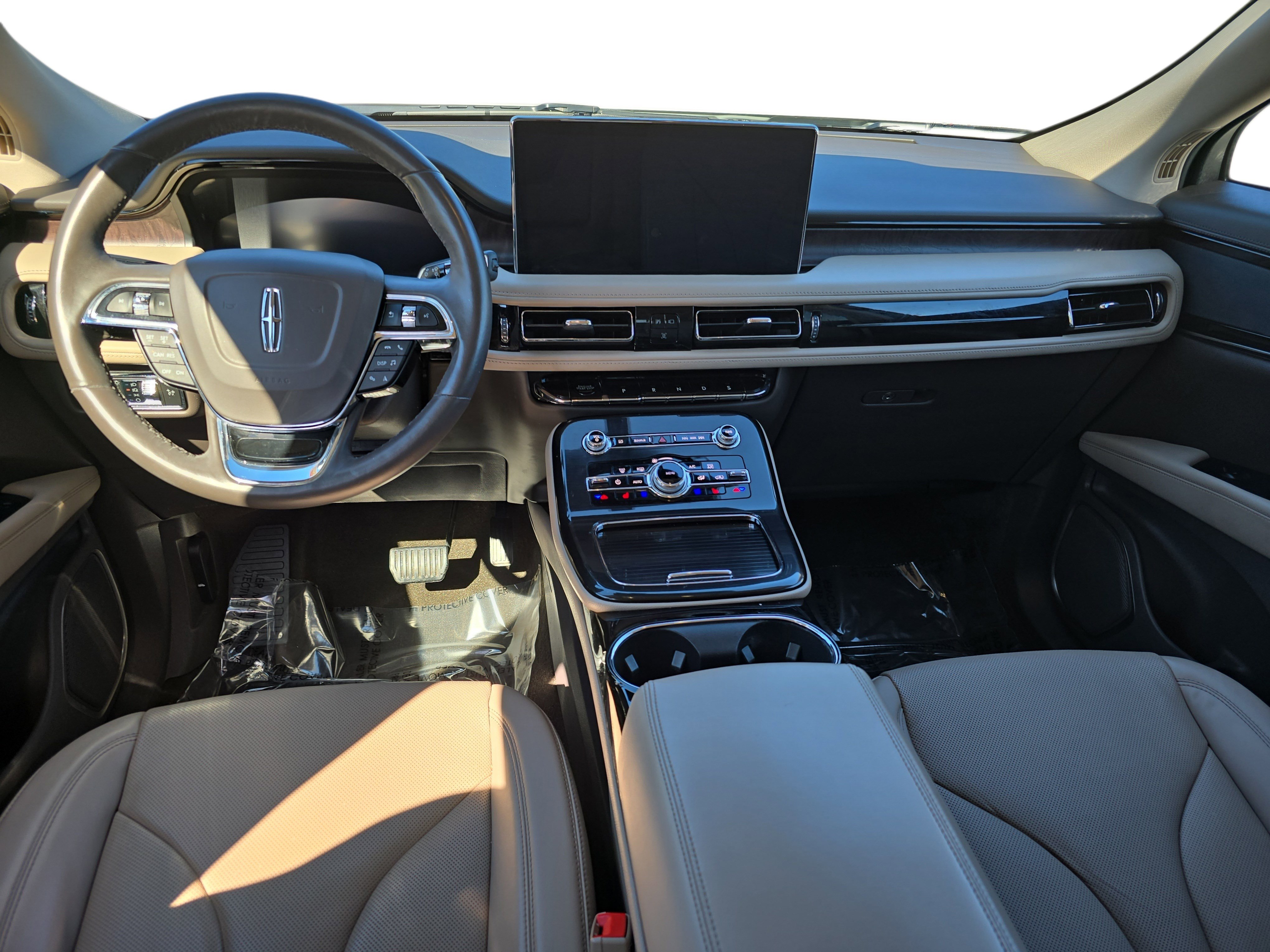 Certified 2022 Lincoln Nautilus Reserve image 9