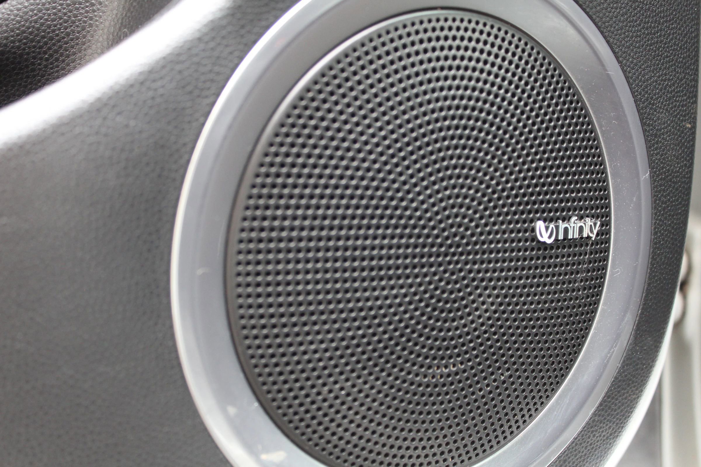 Used 2015 Kia Soul ! w/ Sun & Sound Package image 34