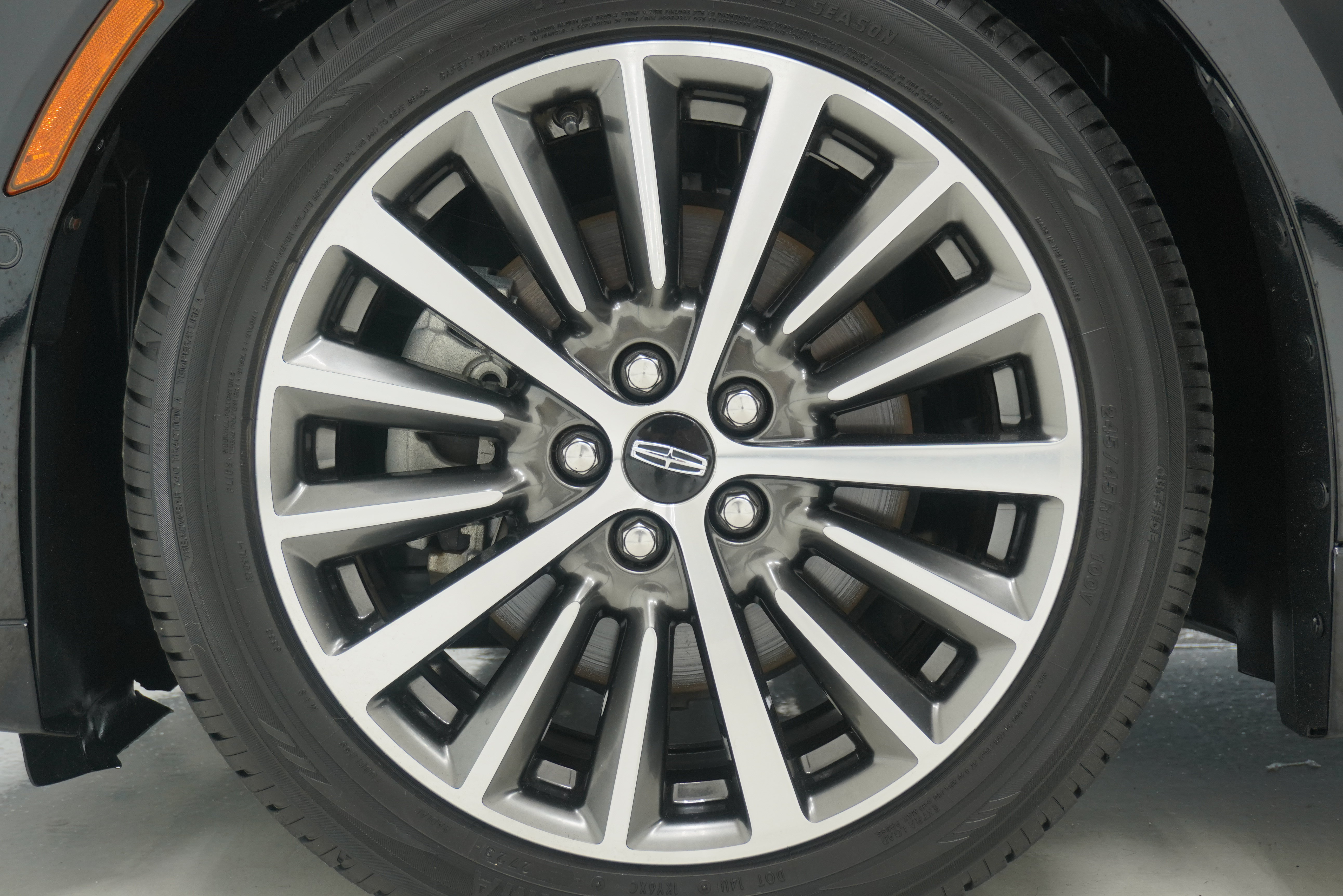 Used 2017 Lincoln MKZ Select w/ Technology Package FWD image 28