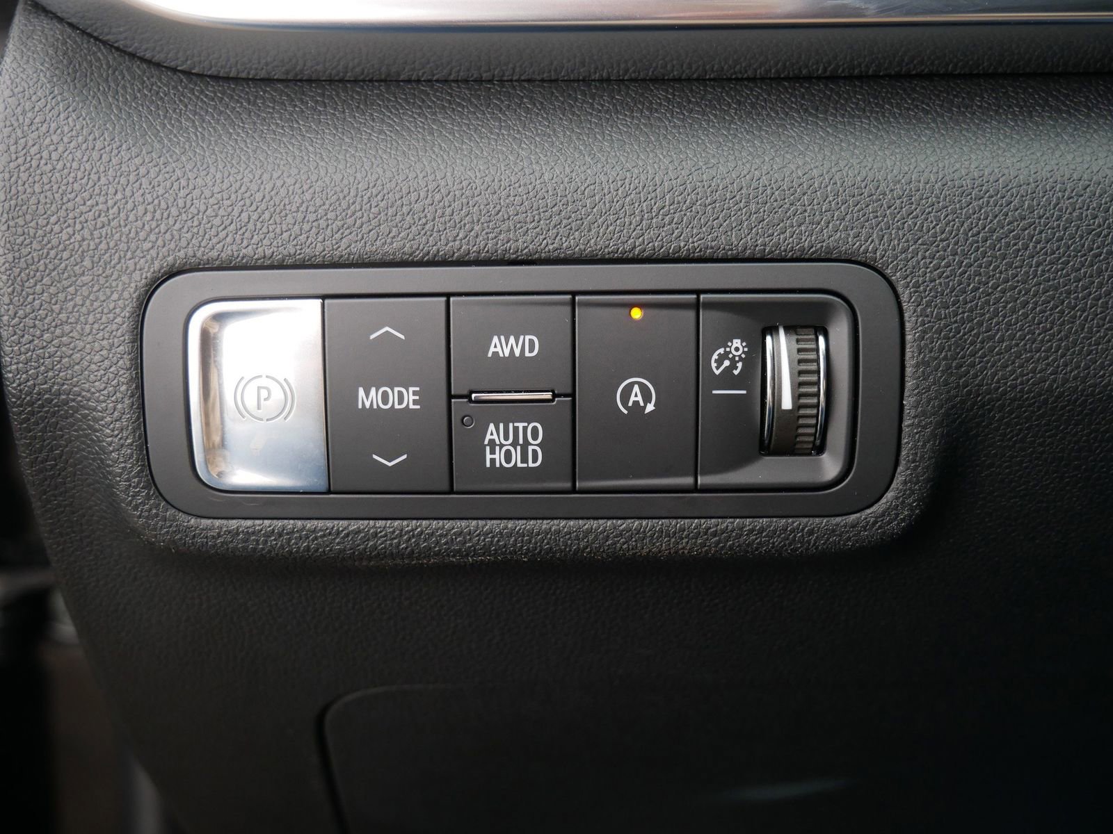 Used 2025 GMC Terrain Elevation image 25