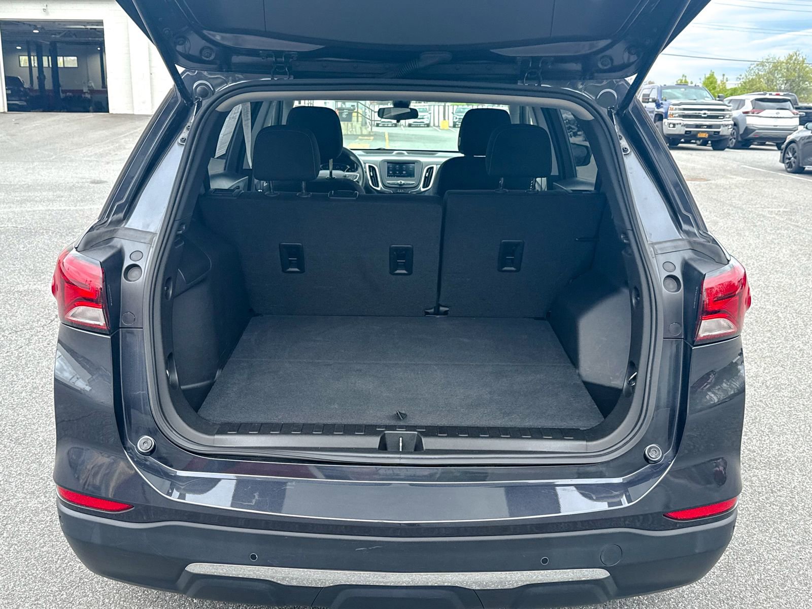 Used 2022 Chevrolet Equinox LT AWD/4WD image 13