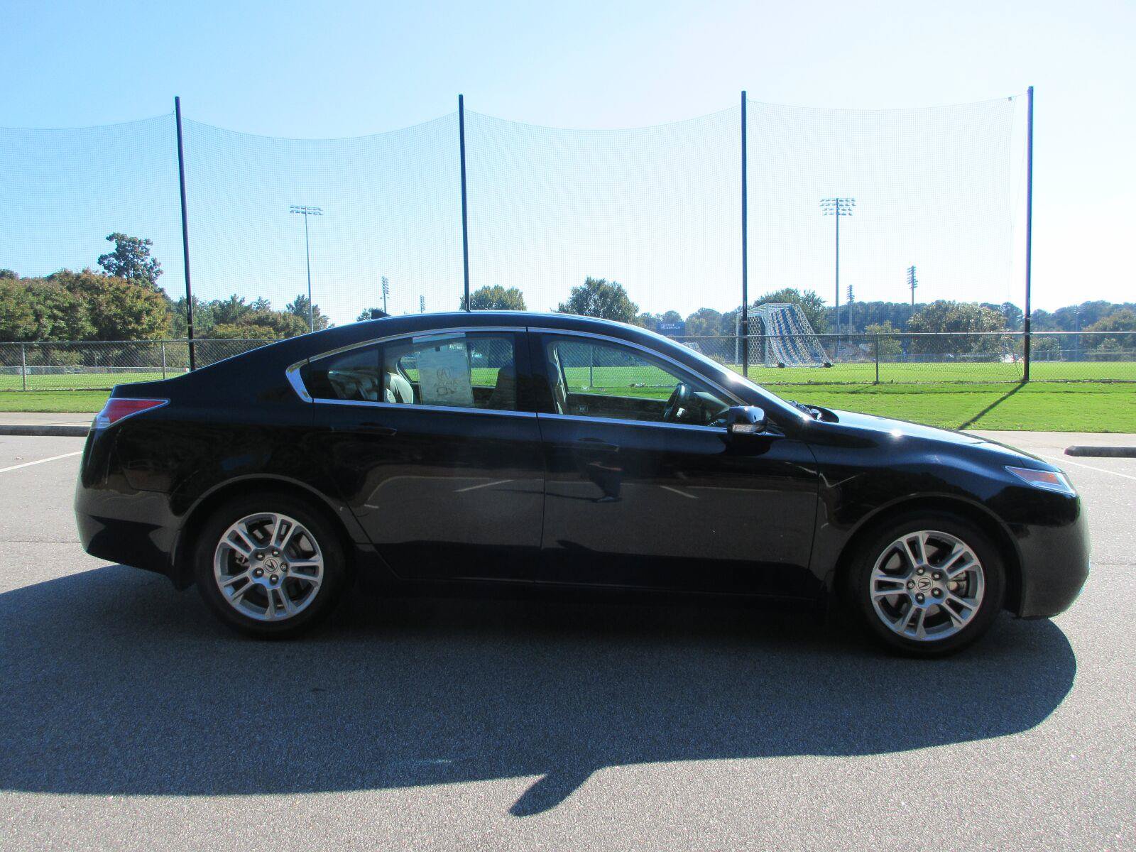 Used 2010 Acura TL FWD image 4