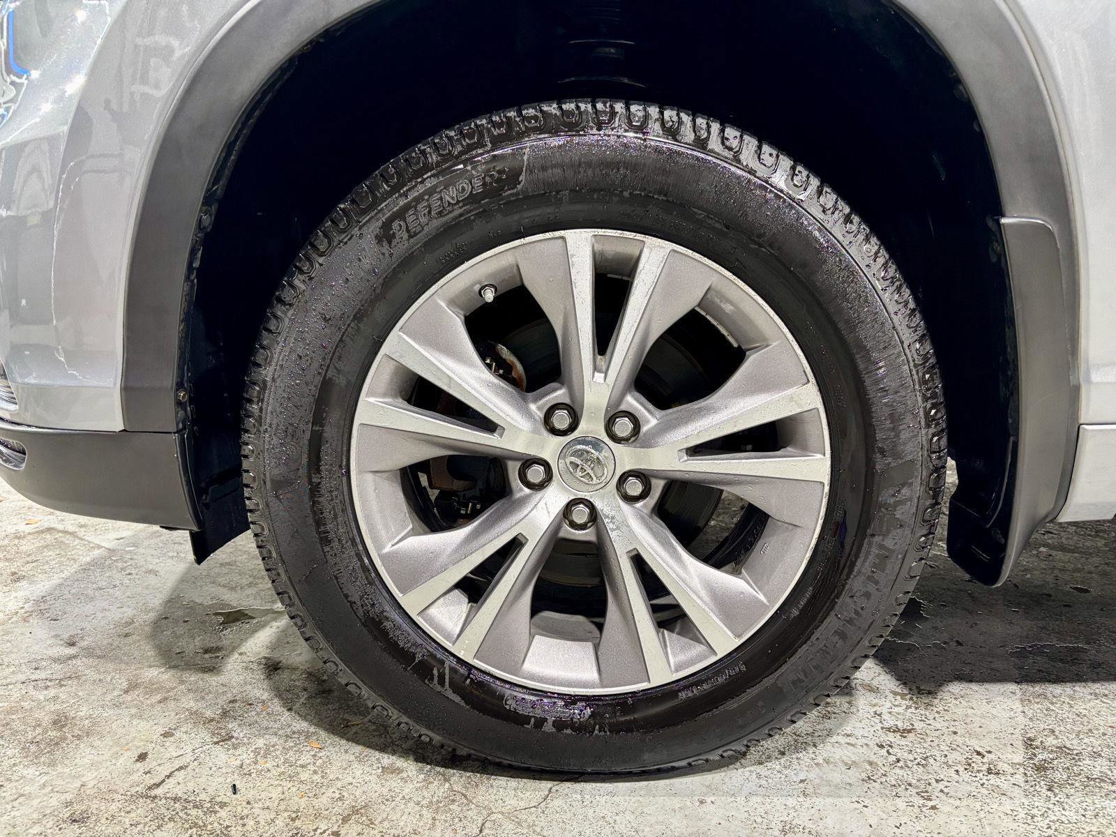 Used 2015 Toyota Highlander Plus image 31