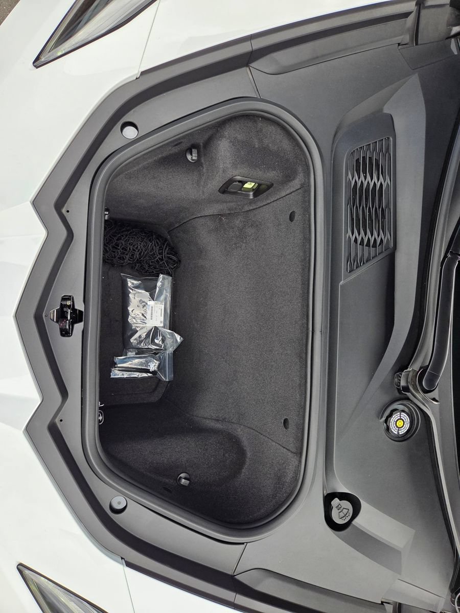 Used 2023 Chevrolet Corvette Stingray Preferred Cpe w/ Battery Protection Package RWD image 29