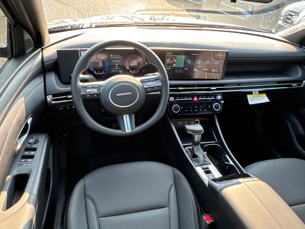 New 2026 Hyundai Santa Cruz SEL FWD image 14