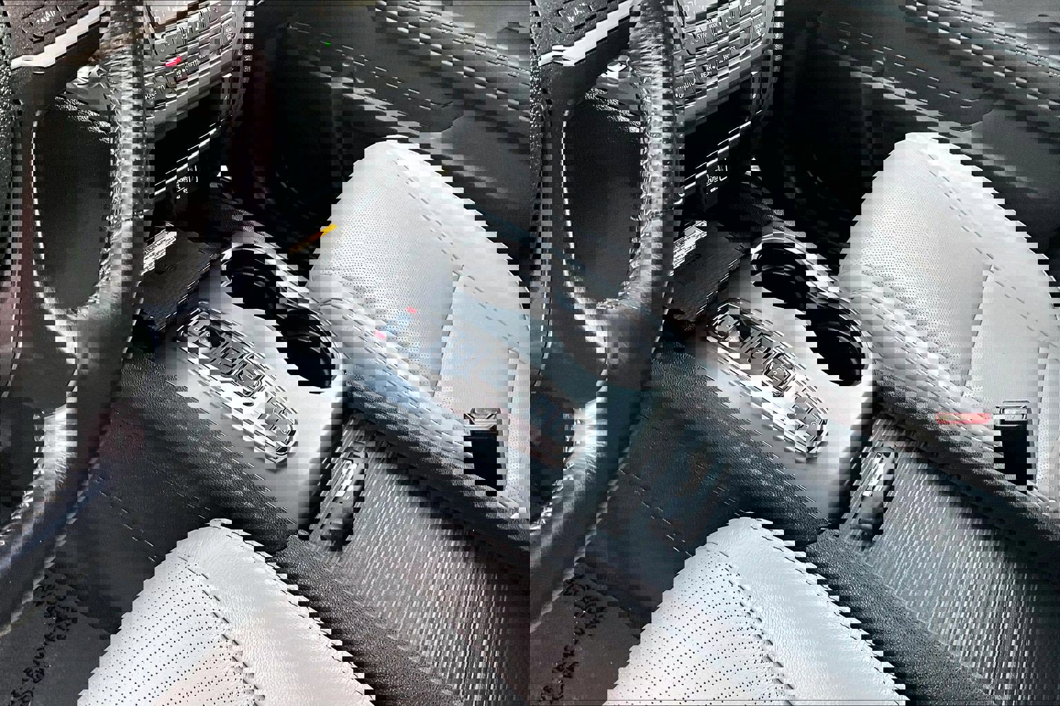 Used 2023 Honda Passport EX-L image 15