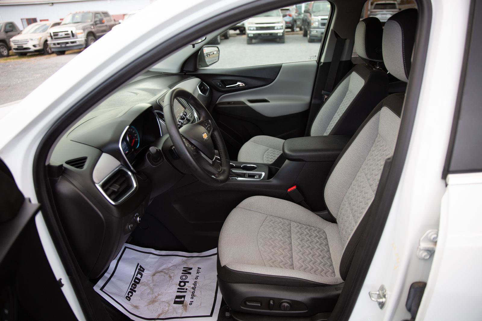 Certified 2023 Chevrolet Equinox LT w/ Driver Convenience Package image 22