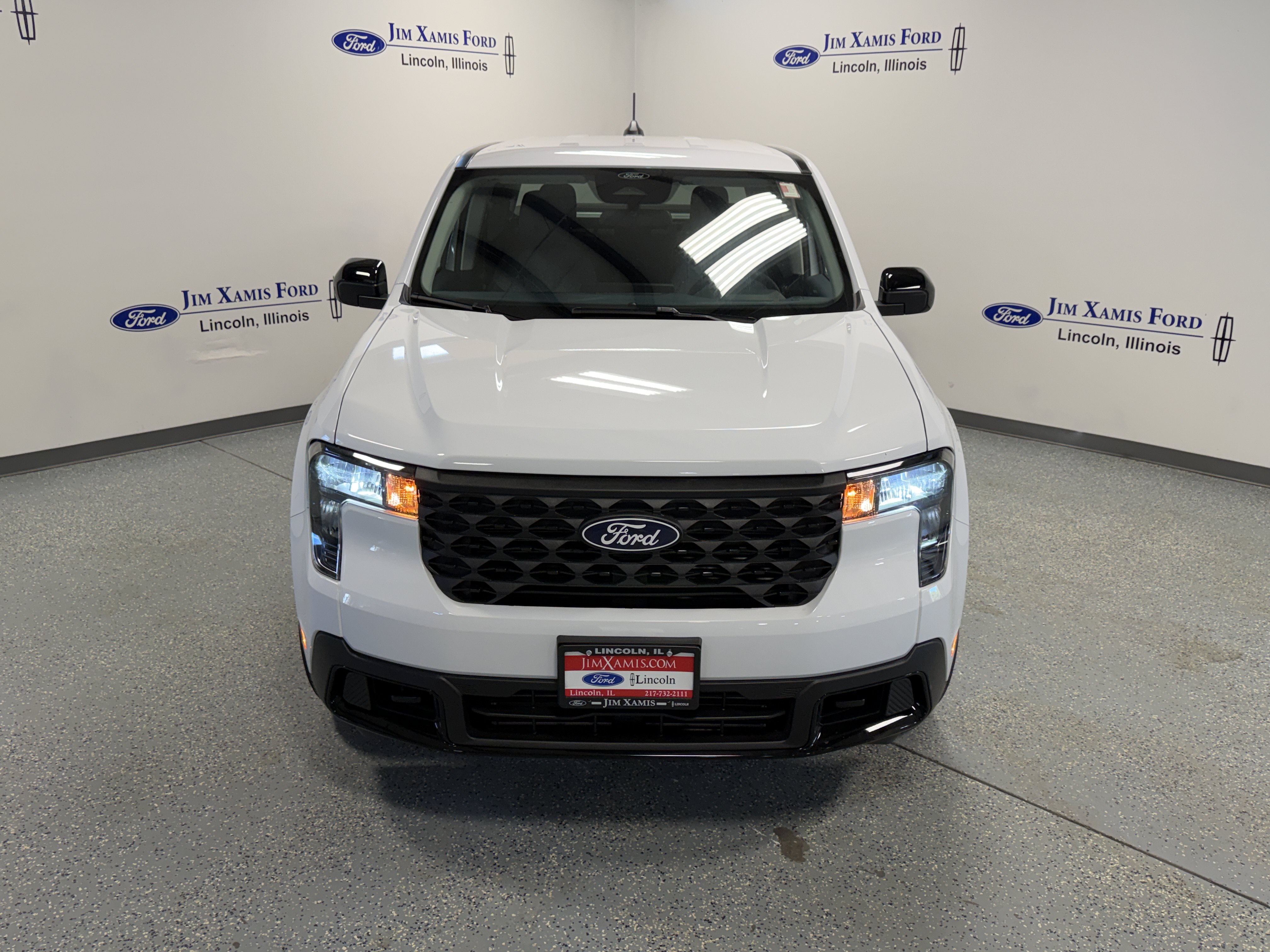 New 2026 Ford Maverick XLT w/ XLT Luxury Package AWD/4WD image 2