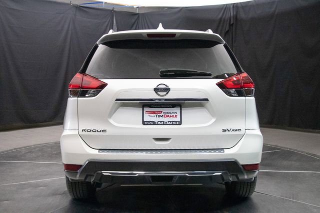 Used 2018 Nissan Rogue SV image 11