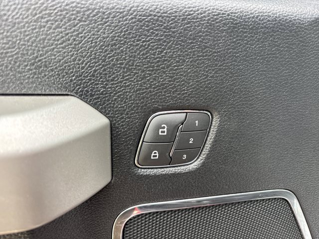 Used 2019 Ford F250 Lariat w/ Lariat Ultimate Package image 24