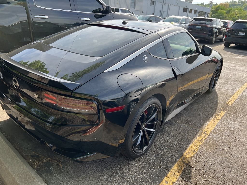 Used 2024 Nissan Z Performance w/ Floor Mat Package image 5
