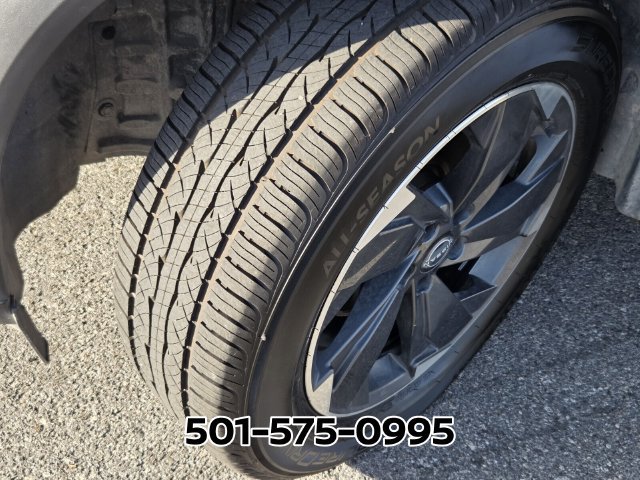 Used 2024 Nissan Rogue SV AWD/4WD image 21
