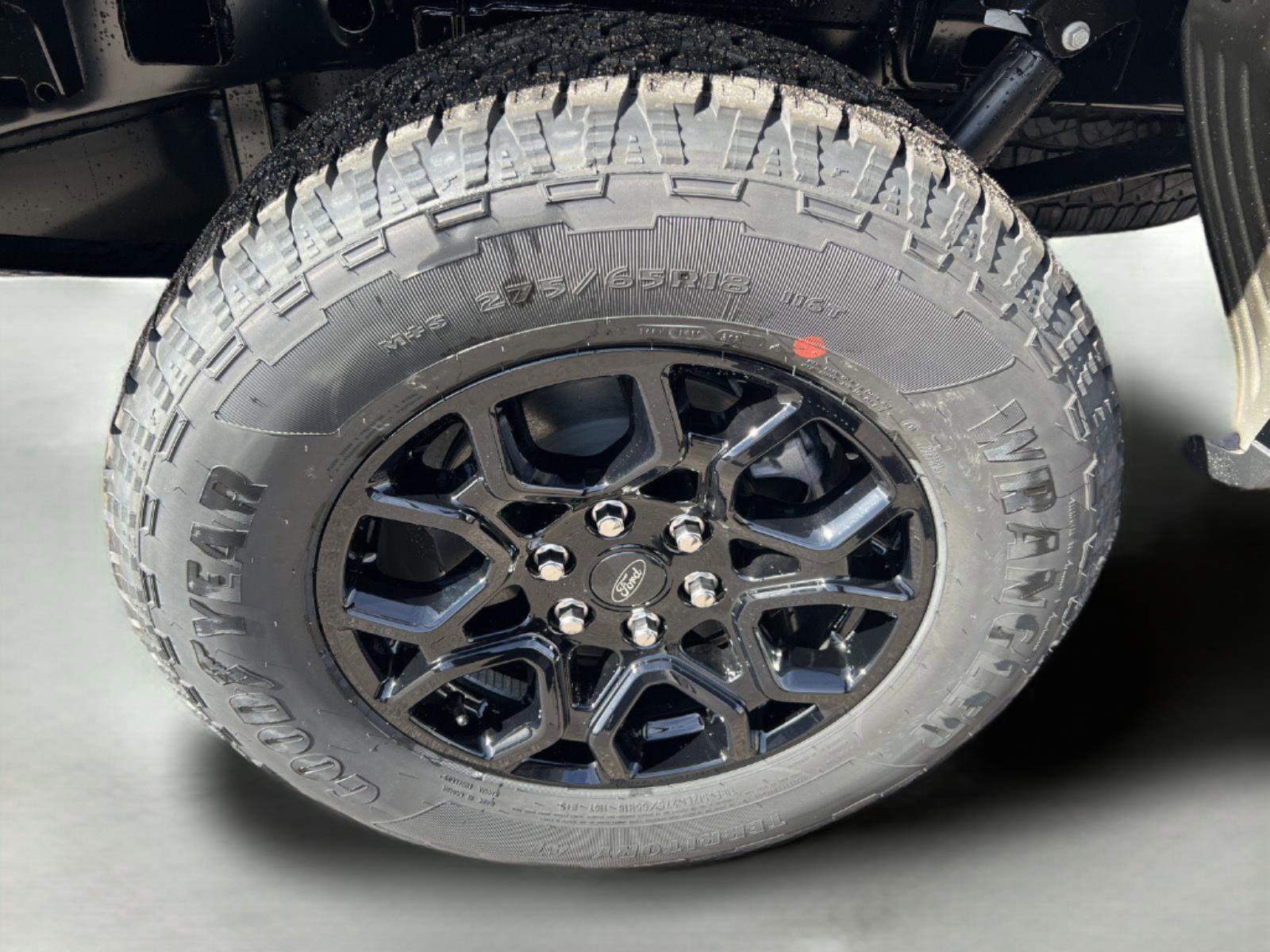 Used 2025 Ford F150 XLT w/ Equipment Group 302A MID image 8