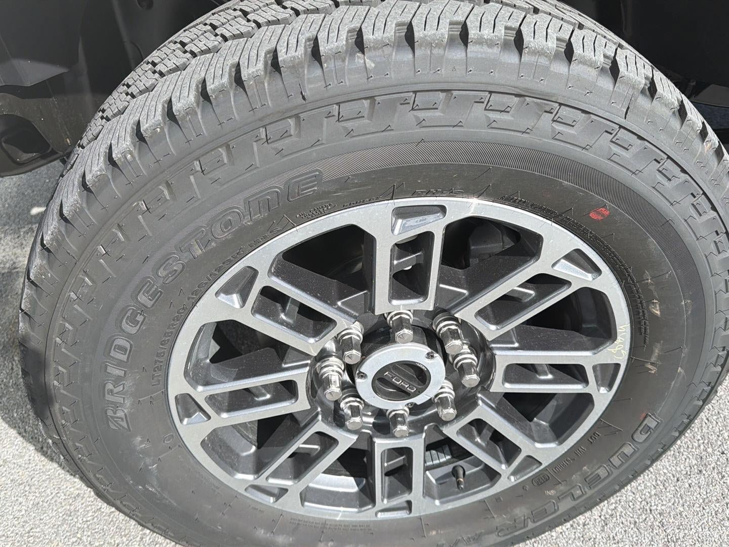 New 2027 Ford F350 Platinum w/ Platinum Plus Package AWD/4WD image 4
