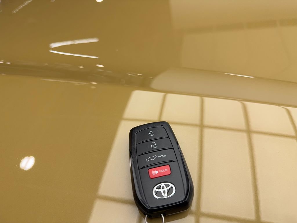 Used 2024 Toyota Land Cruiser image 59