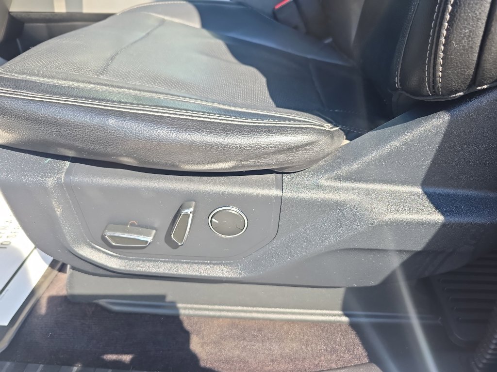 Used 2016 Ford F150 Lariat w/ Equipment Group 502A Luxury image 20