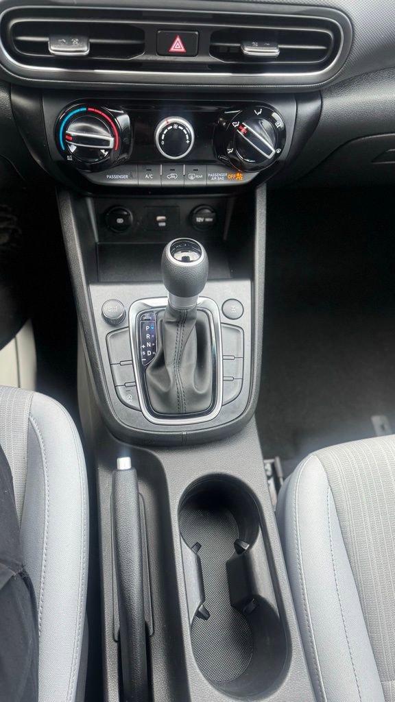 Used 2023 Hyundai Kona SEL w/ Cargo Package image 12