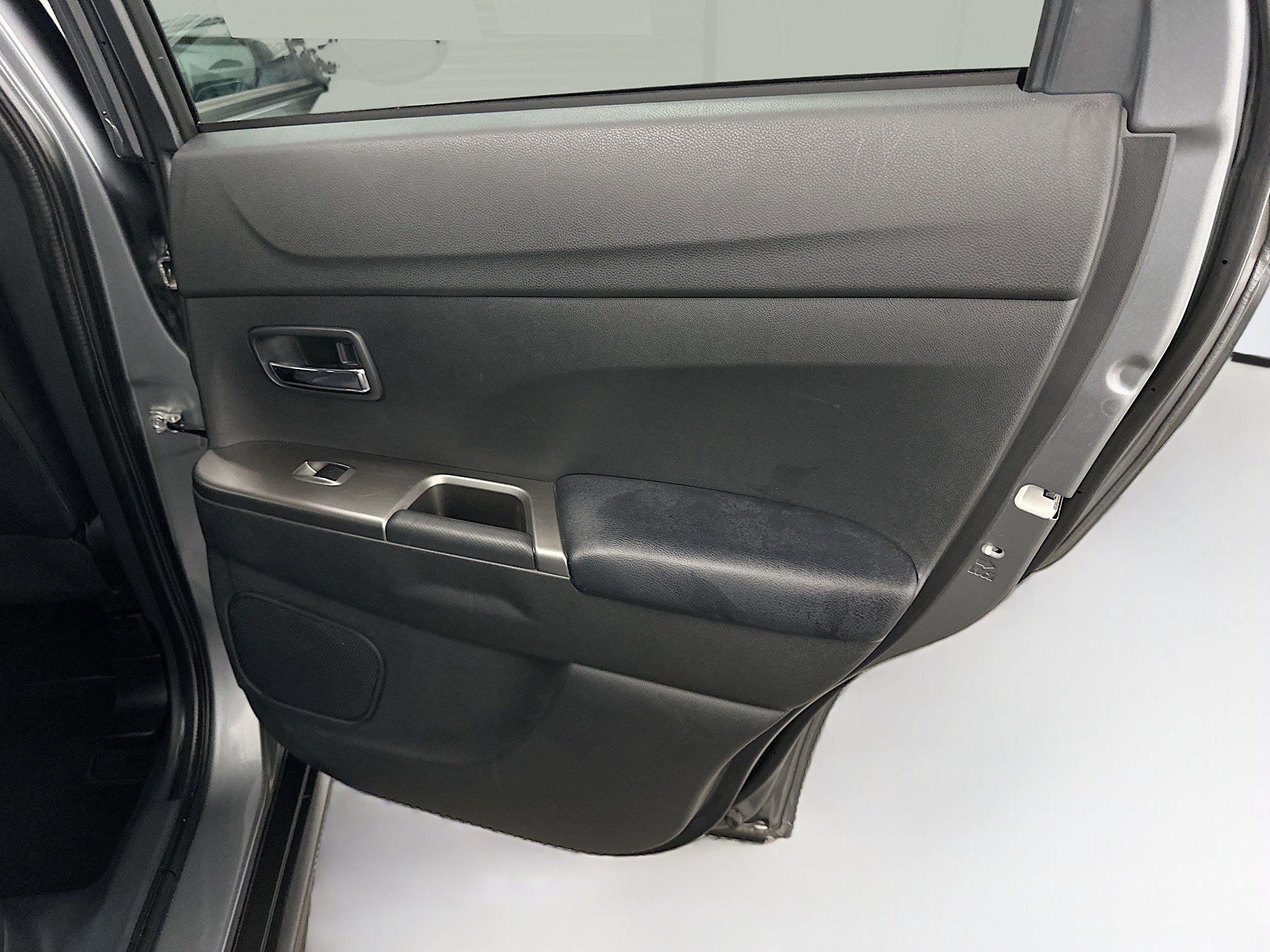 Used 2024 Mitsubishi Outlander Sport SE image 30