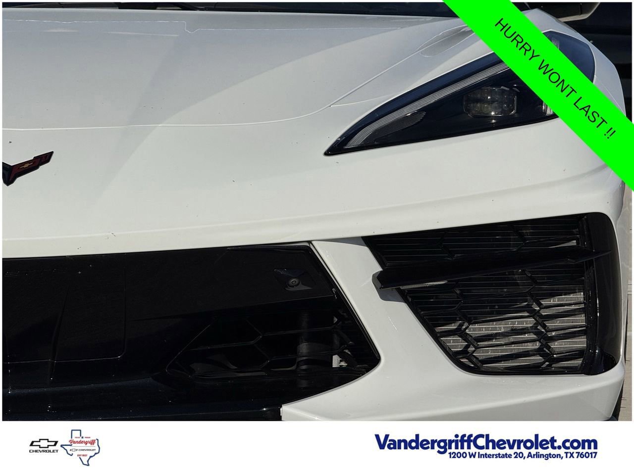 Used 2025 Chevrolet Corvette Stingray Preferred Conv w/ Z51 Performance Package RWD image 9
