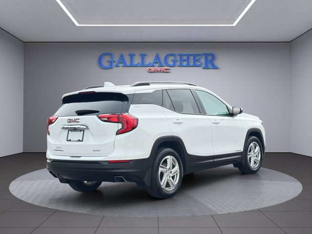 Used 2018 GMC Terrain SLE w/ Driver Convenience Package image 4