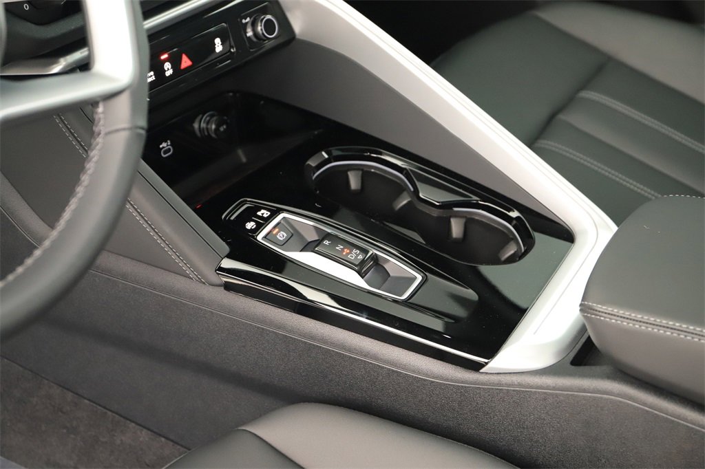 New 2025 Audi Q5 Premium image 17