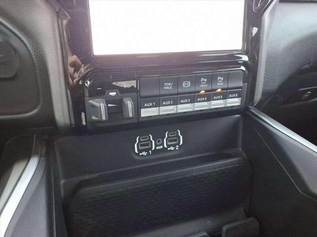 Used 2024 RAM 2500 Lone Star w/ Night Edition AWD/4WD image 16