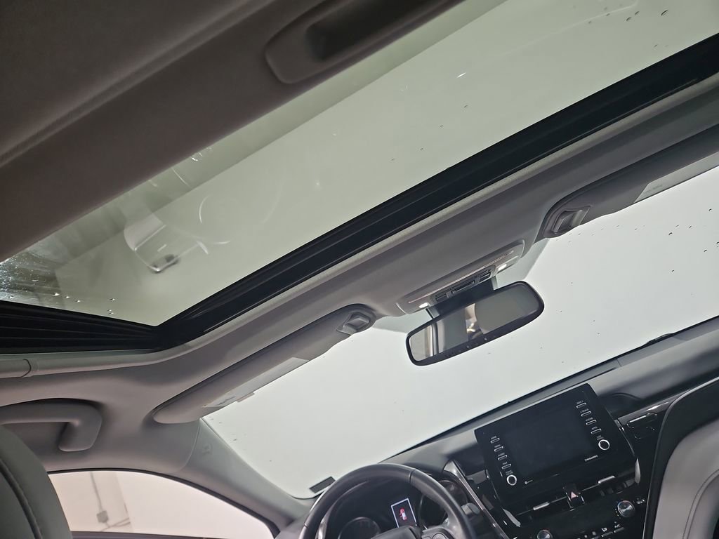 Used 2023 Toyota Camry SE w/ Cold Weather Package image 22