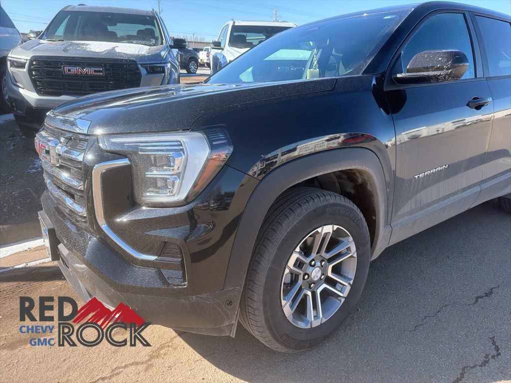 Used 2025 GMC Terrain Elevation AWD/4WD image 9