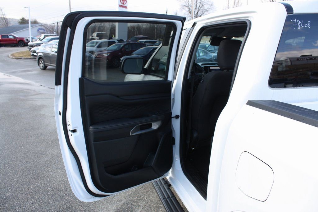 New 2025 Ford Ranger XLT w/ Equipment Group 301A High image 15