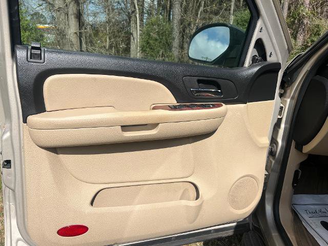 Used 2008 Chevrolet Tahoe LT w/ LT Preferred Equipment Group image 8