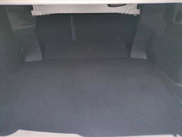 Used 2019 Toyota Camry LE image 6