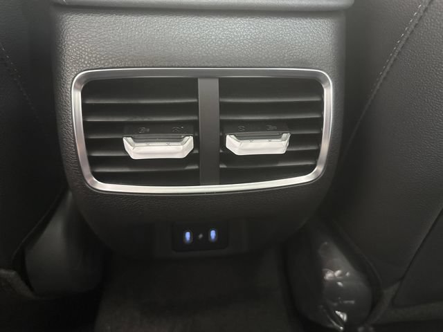 Certified 2025 Hyundai Sonata Limited FWD image 35