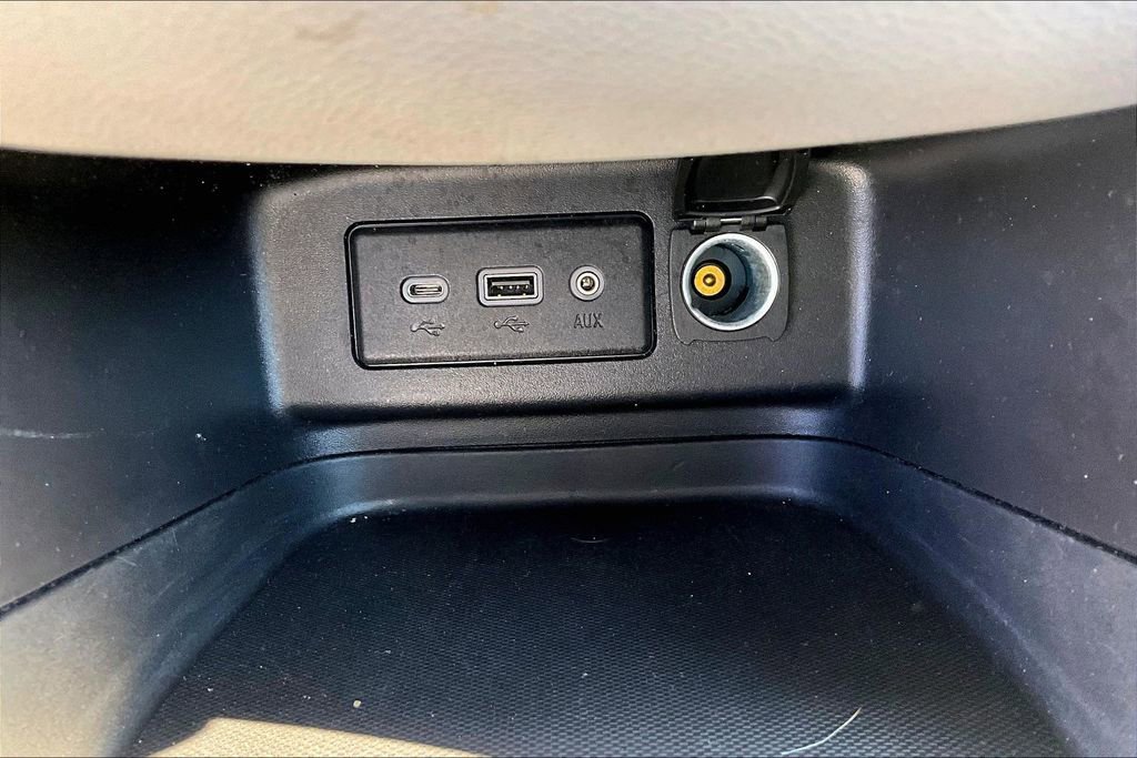 Used 2024 Chevrolet Equinox LT image 20