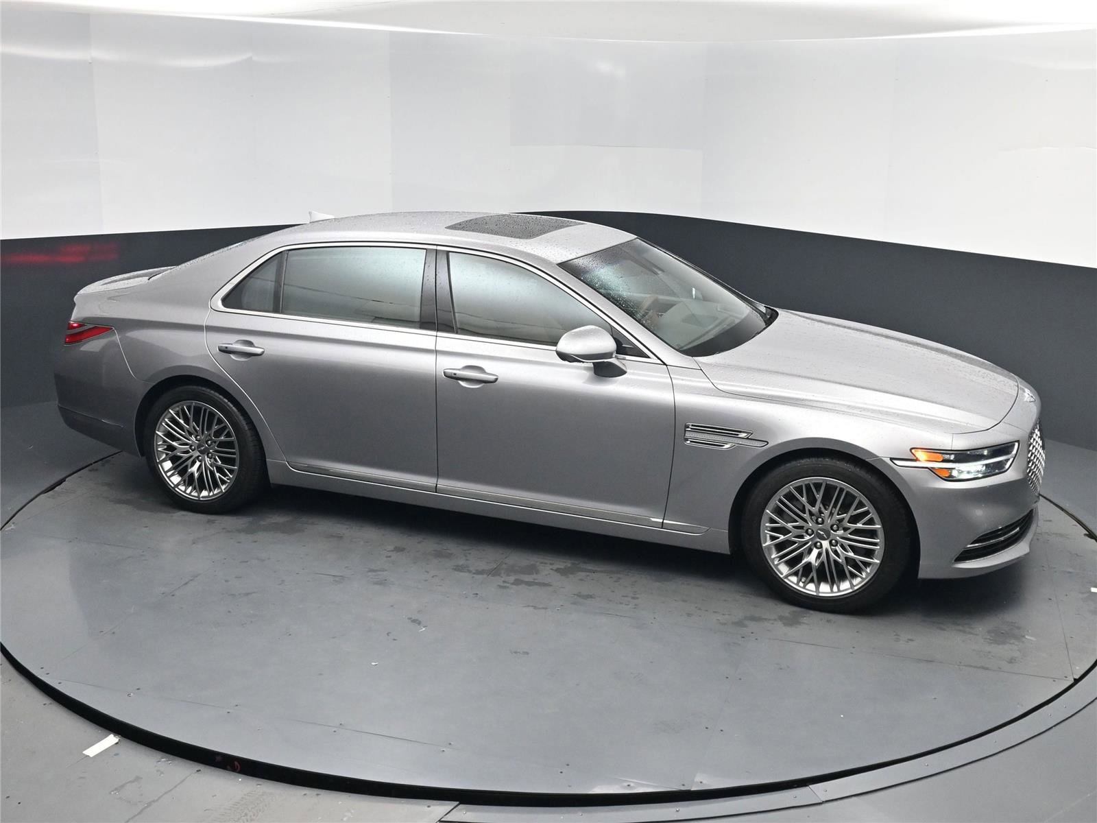 Used 2021 Genesis G90 3.3T Premium image 25