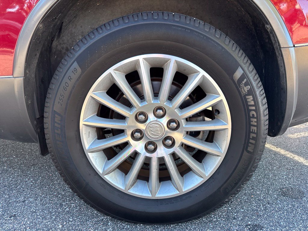 Used 2011 Buick Enclave CXL FWD image 15