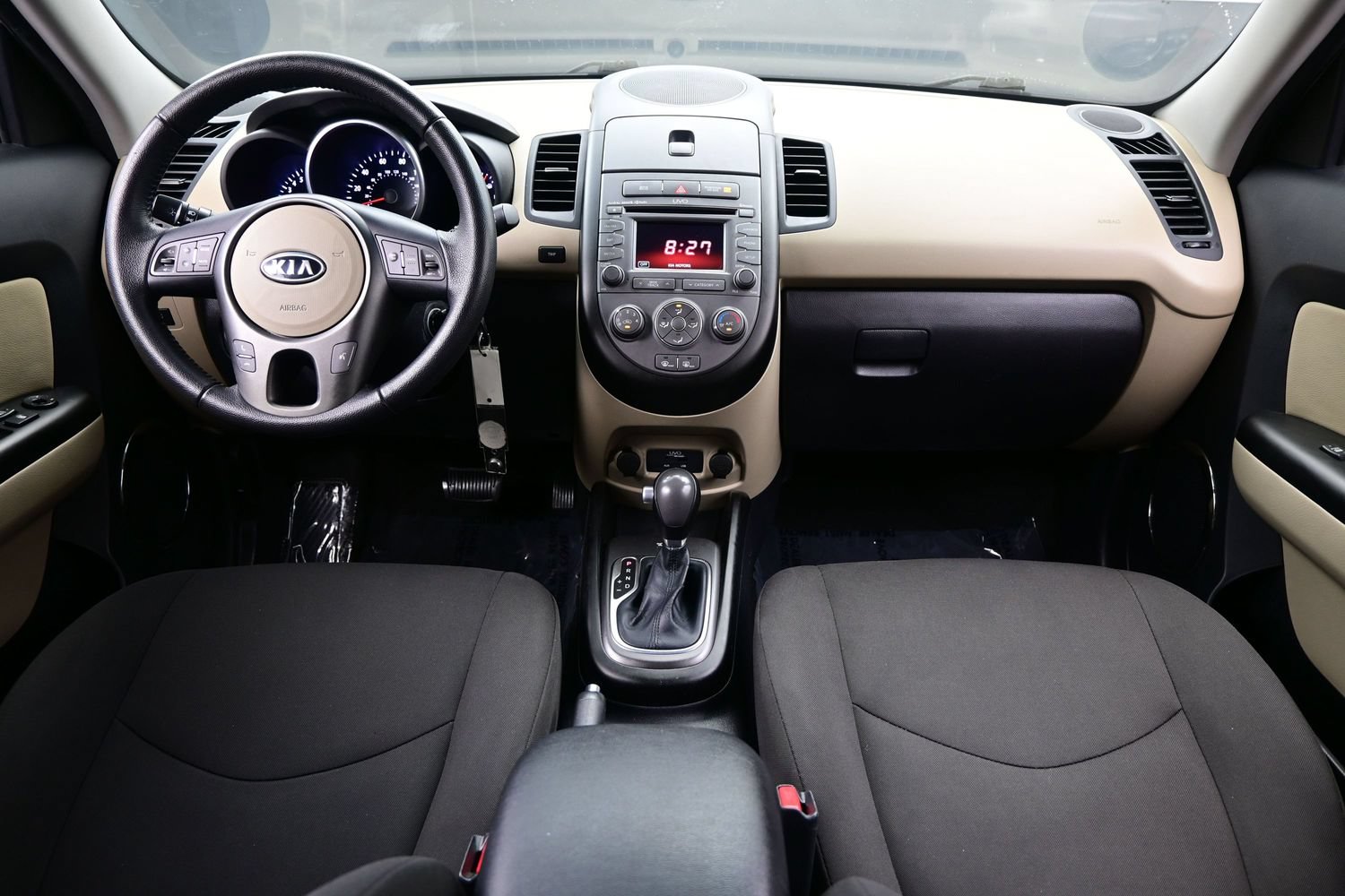 Used 2012 Kia Soul ! FWD image 16