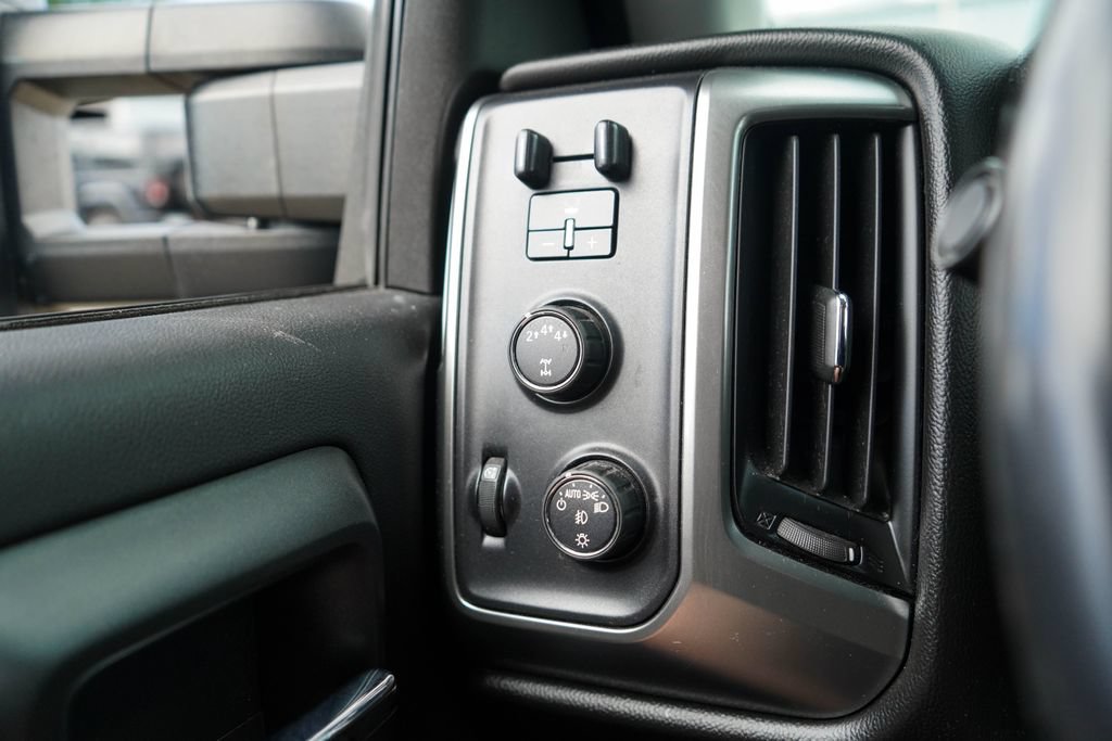 Used 2017 Chevrolet Silverado 2500 LT w/ All Star Edition AWD/4WD image 30