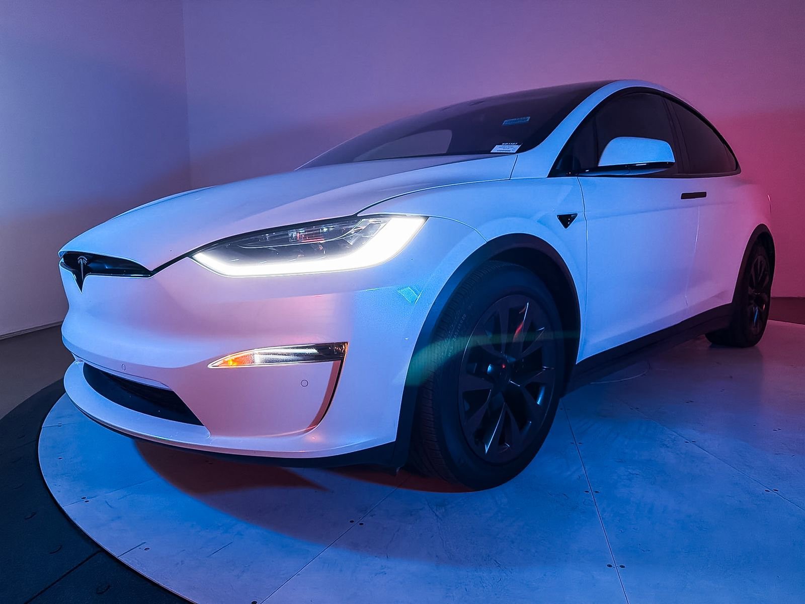 Used 2022 Tesla Model X Plaid AWD/4WD image 6