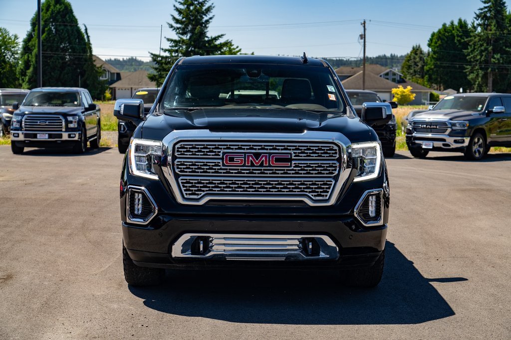 Used 2022 GMC Sierra 1500 Denali w/ Driver Alert Package II AWD/4WD image 3