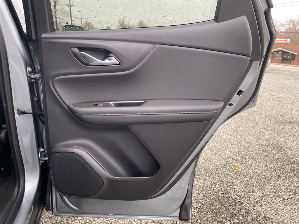 New 2026 Chevrolet Blazer LT image 18