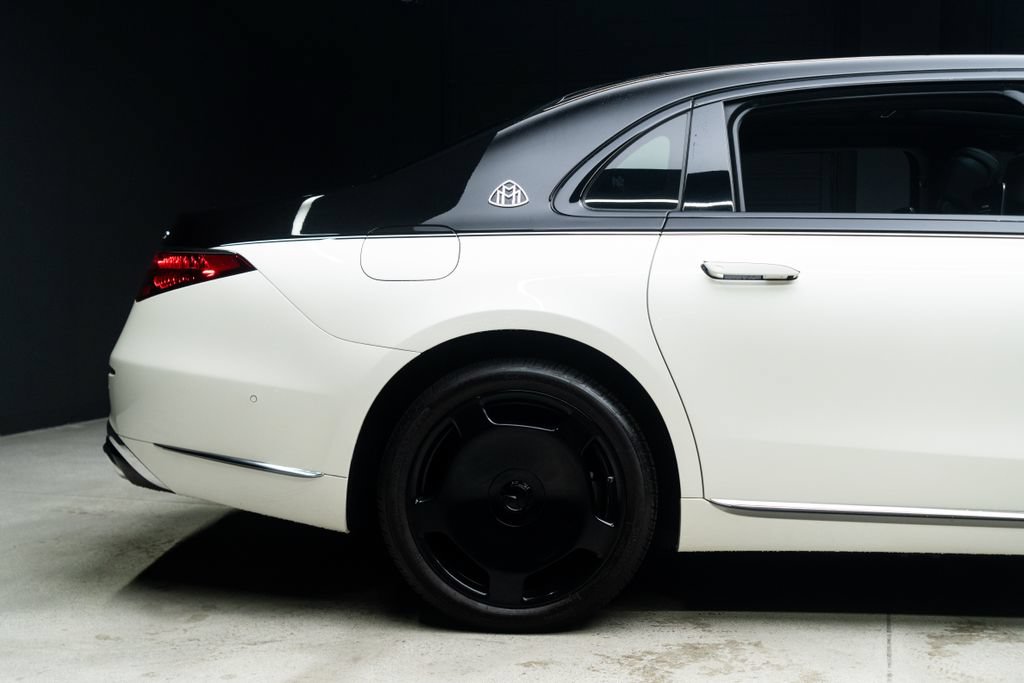 Used 2021 Mercedes-Benz Maybach S 580 4MATIC image 14