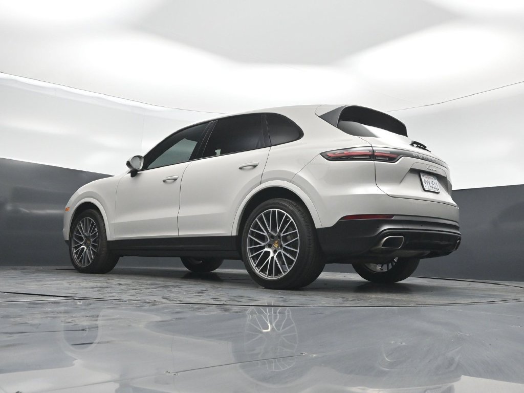 Used 2021 Porsche Cayenne AWD/4WD image 47