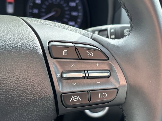 Used 2023 Hyundai Kona SEL w/ Convenience Package image 19