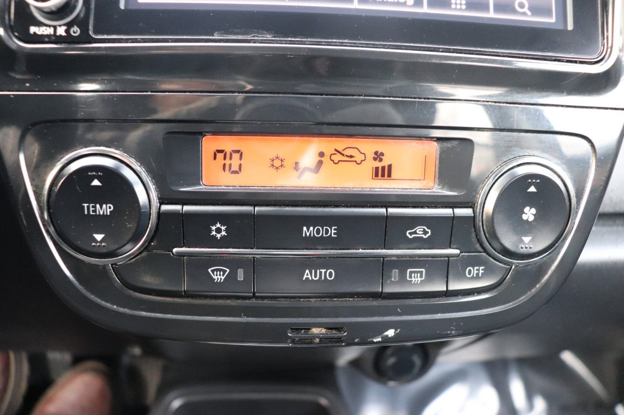 Used 2024 Mitsubishi Mirage ES image 30